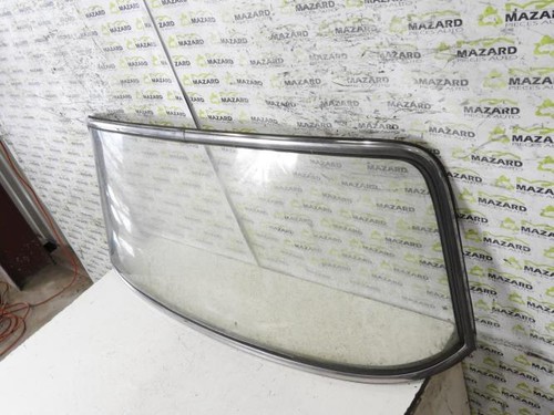 Lunette arriere simca 1301 - lunette,