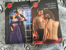 LOT DE 2 LIVRES  HARLEQUIN