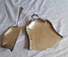 Balayette de table ramasse