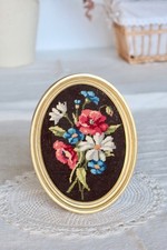 Canevas ancien ovale bouquet fleuri - Encadrement doré