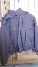 vend blouson fille taille 10 ans couleur taupe  neuf jamais porté 