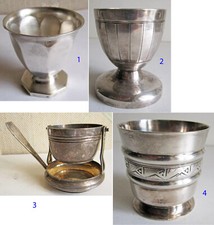 LOT DE QUATRE GOBELETS DIVERS en métal argenté. Art Déco.