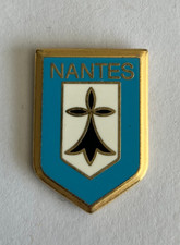 48 - Pin's NANTES HERMINE DE
