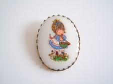 Broche En Porcelaine Vintage