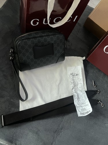 Gucci emblem petit - gucci, format