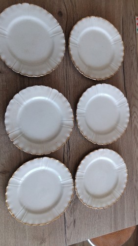 Assiettes plates - 6,