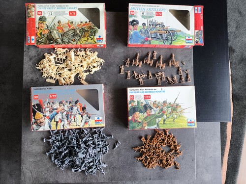 Lot boites esci 214 217 - 4,