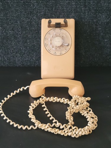 Vintage itt biege rotary dial - itt,