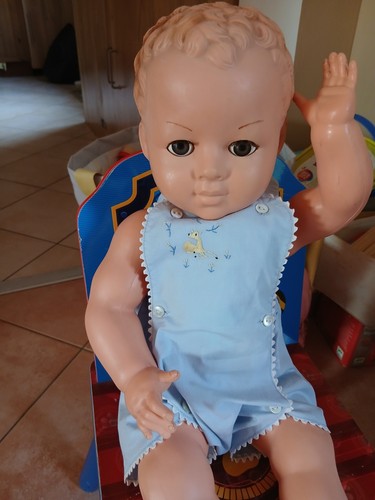 Magnifique poupée petitcollin