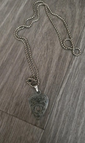 Lot colliers gothiques - 2,