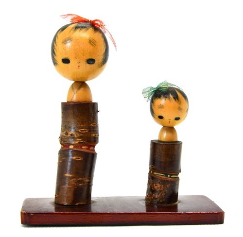 Paire poupées kokeshi - paire, de