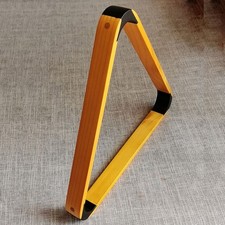 Support Triangle Bois Robuste pour 8 Balles de Piscine Compatible avec 2 1/4 Bal