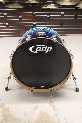 Pdp series 18x22 bass drum - series,