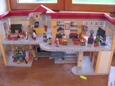 playmobil le bâtiment équipé de l'école 4324