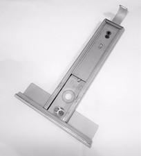 Porte bidon coulissant - porte,