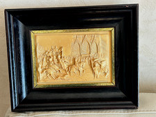 Ancien et grand bas-relief