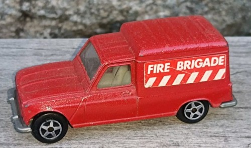 Voiture miniature renault - voiture,