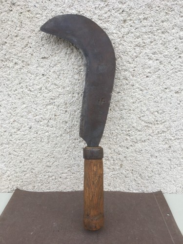 Ancien serpe outils - /,
