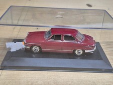 Voiture Miniature Panhard Pl17