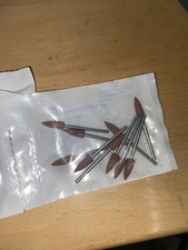 Polissoir Métal En Forme De Pointe En Silicone Brun