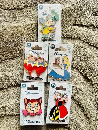 Lot pin alice - pin’s,