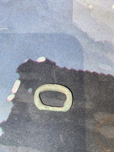 Boucle ancienne bronze - ancienne,