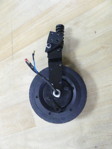 Roue arrière pour trottinette - pour,