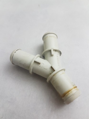 05049610 raccord tube - 05049610, y