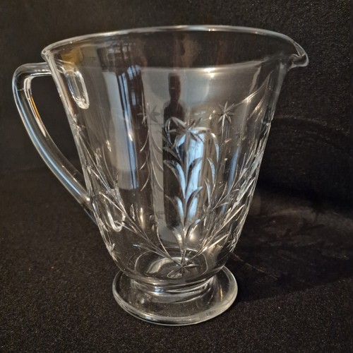 Pichet cristal signé - en,