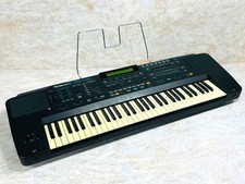 Roland E-70 76-Key Arranger