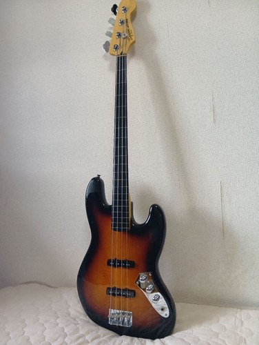 Fender squier fretless - vm, bass