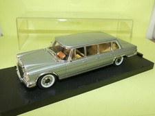 MERCEDES 600 PULLMAN 1965 Gris