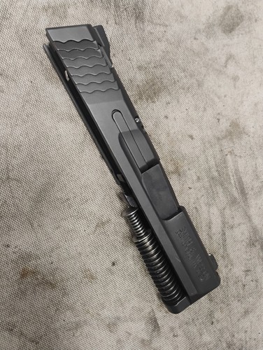 Smith wesson p - &,