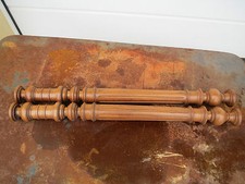 Anciennes colonnes balustres