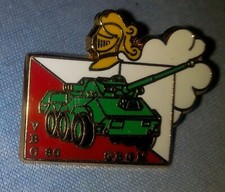 Pin's Groupement blindé de gendarmerie mobile (GBGM) - VBC 90 - Versailles-Sator