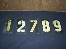 CHIFFRES EN TOLE D EPOQUE POUR