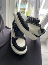 ALEXANDER MCQUEEN Taille 44 Sans Boîte