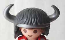COIFFE GRISE AVEC CORNES D' INDIEN PLAYMOBIL