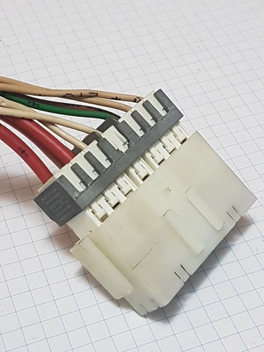 Connecteur boîtier