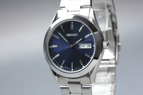Presque comme neuve montre - comme, neuve]