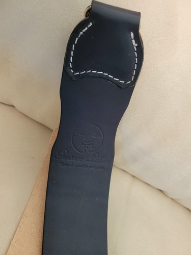Cuir pour affûter les