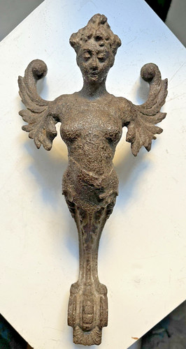 Cariatide ailée fonte - ailÉe,
