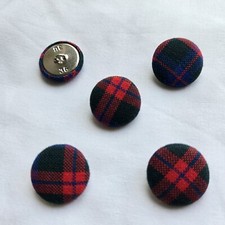 5 boutons recouverts motif