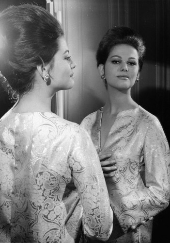 Photo originale claudia - photo,