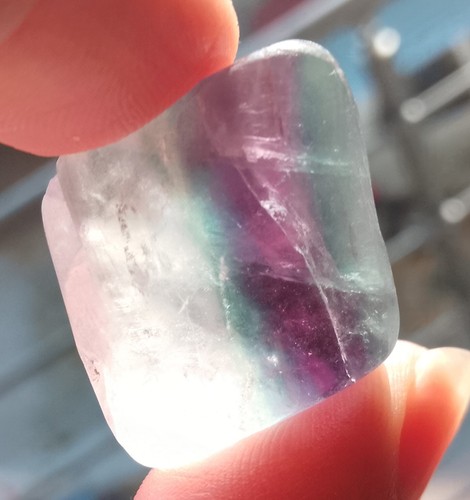 17.13gr 23x19x17mm fluorite
