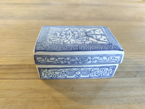 Ancienne boite bibelots - boite,