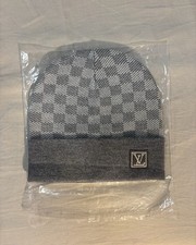 Bonnets LOUIS Vuitton Gris