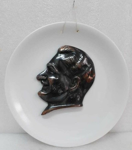Ancien rare buste - , plaque