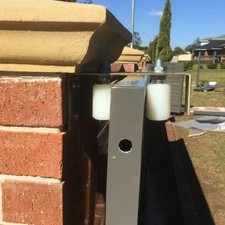 Guide de Portail Coulissant avec Support En L, Robuste pour Clôture