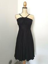 INDIES : SUPERBE ROBE NOIRE COUPE DRAPÉE AU BUSTE 